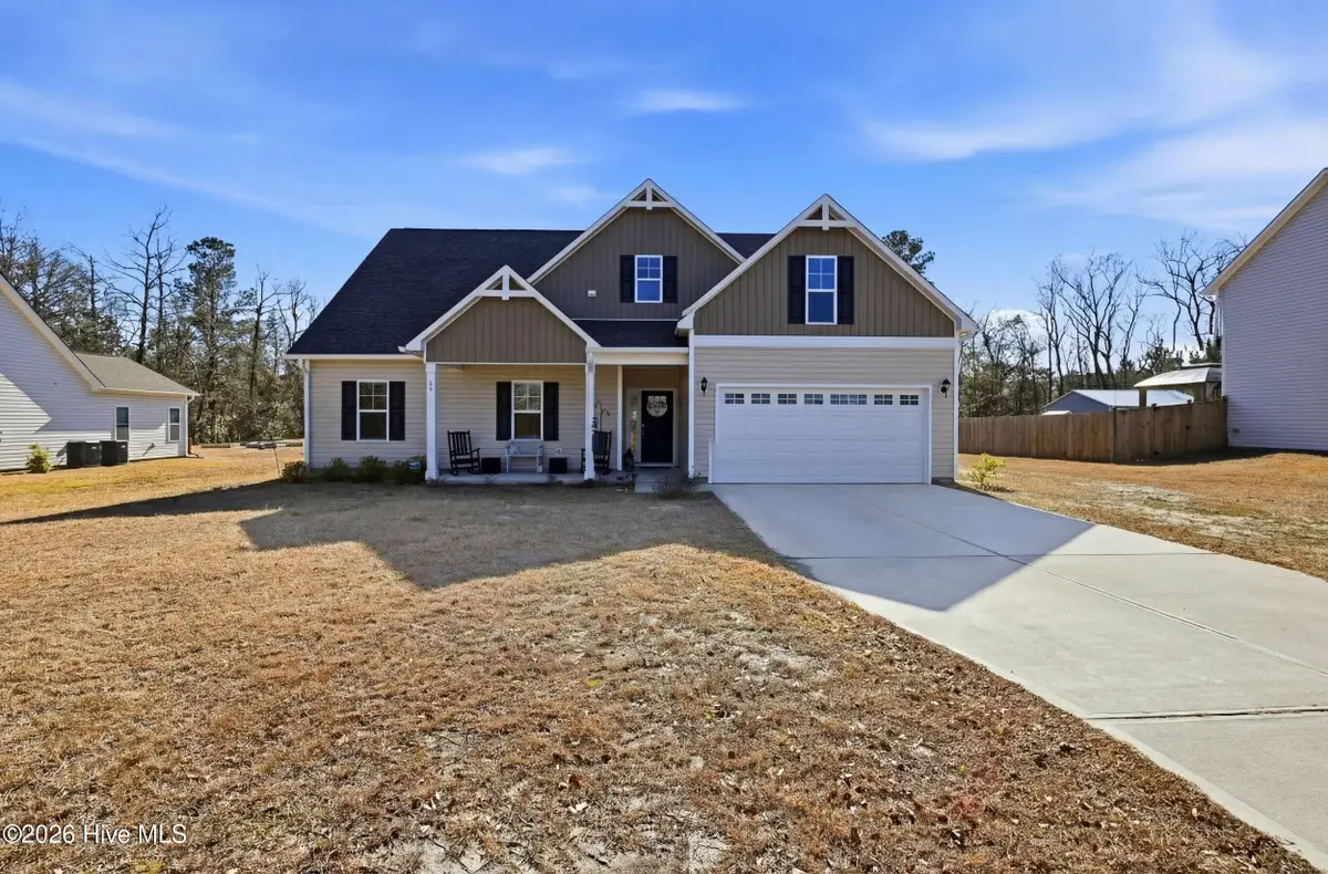 35 W Waverly Drive, Burgaw, NC 28425 - Image #1