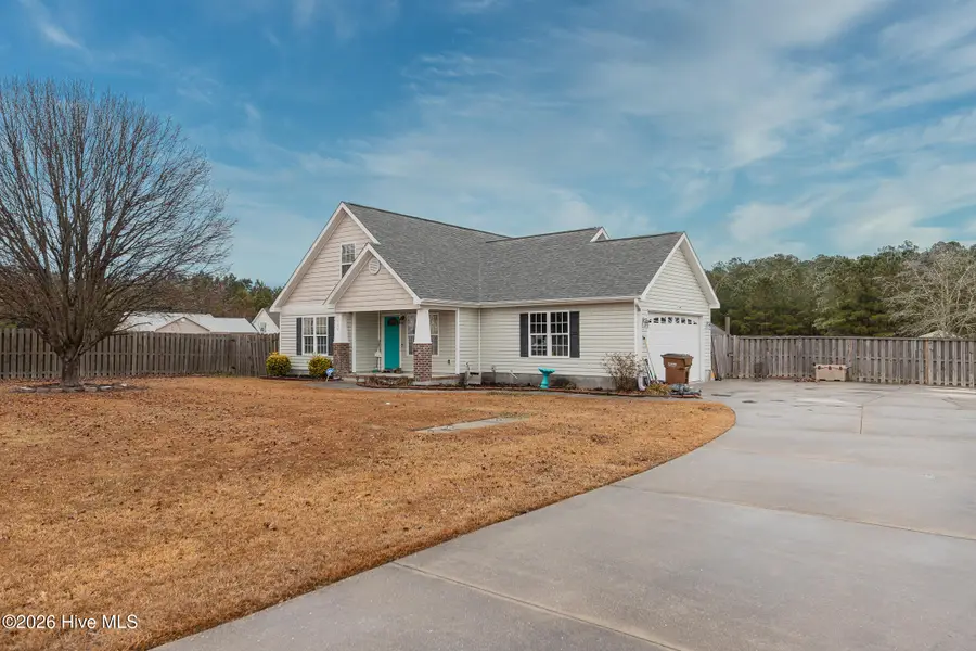 106 Michelle Ward Lane, Maple Hill, NC 28454 - Image #3