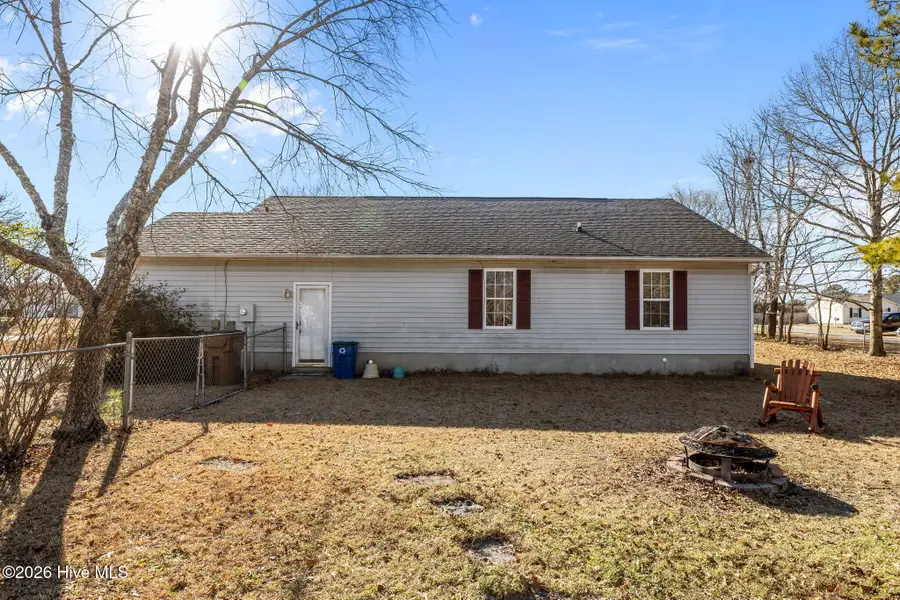 305 Tassel Court, Hubert, NC 28539 - Image #2