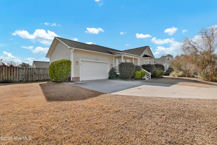 305 Pine Ridge Lane, Holly Ridge, NC 28445 - Image #2