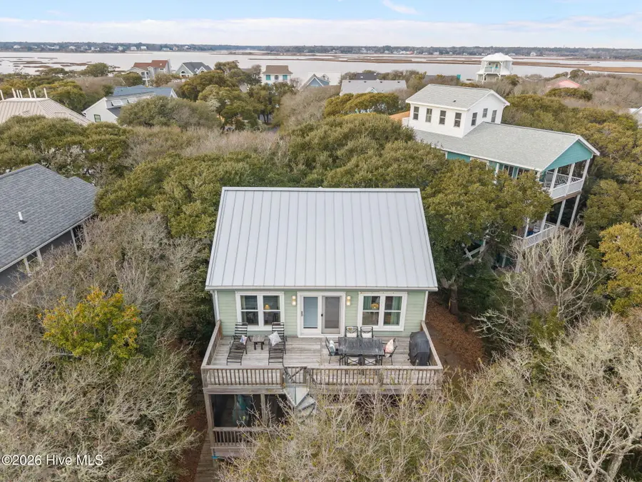 109 Sea Urchin Court, Surf City, NC 28445 - Image #2
