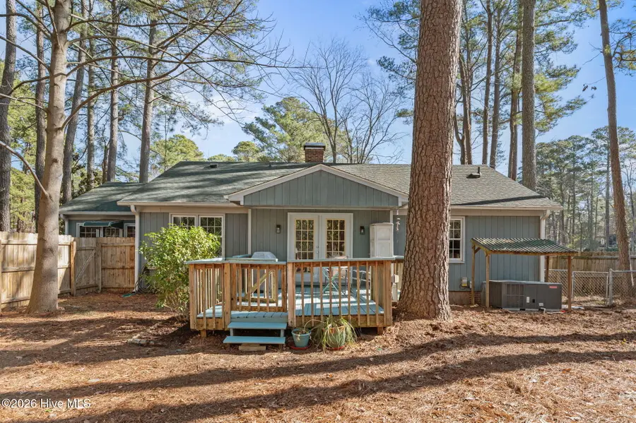 100 Woodstock Drive, Greenville, NC 27834 - Image #3