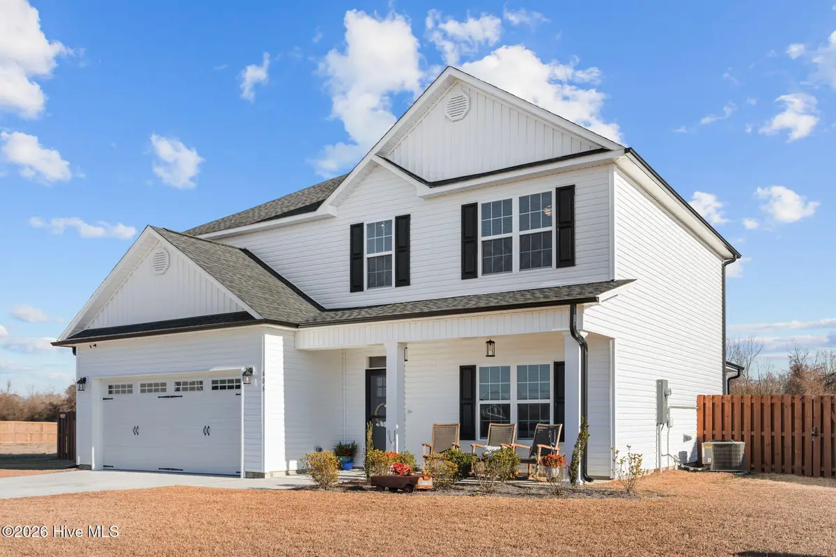 606 Turkey Trot Trail, Maysville, NC 28555 - #1