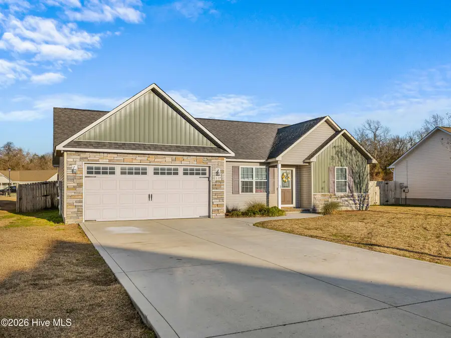 117 Heavens Gate Drive, Jacksonville, NC 28546 - Image #2