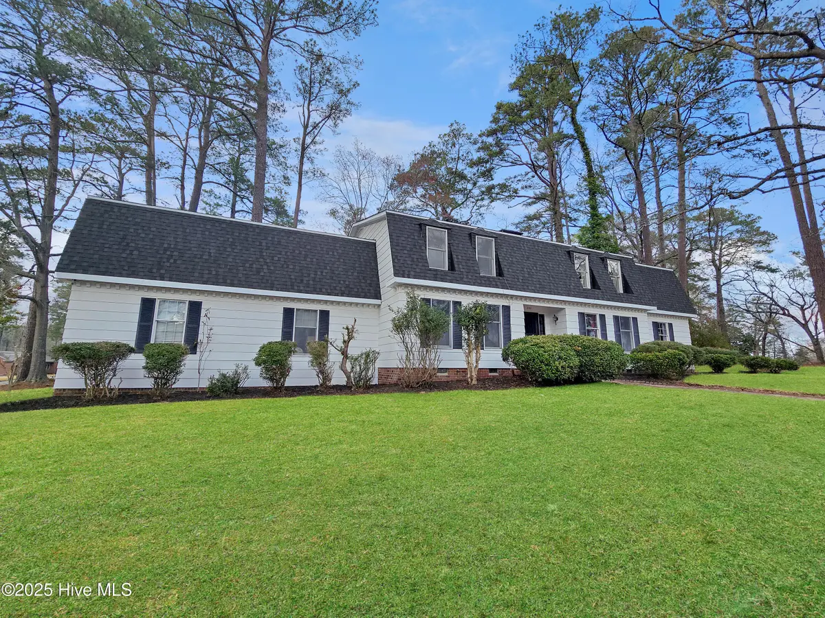 203 Crescent Drive, Windsor, NC 27983 - Image #1