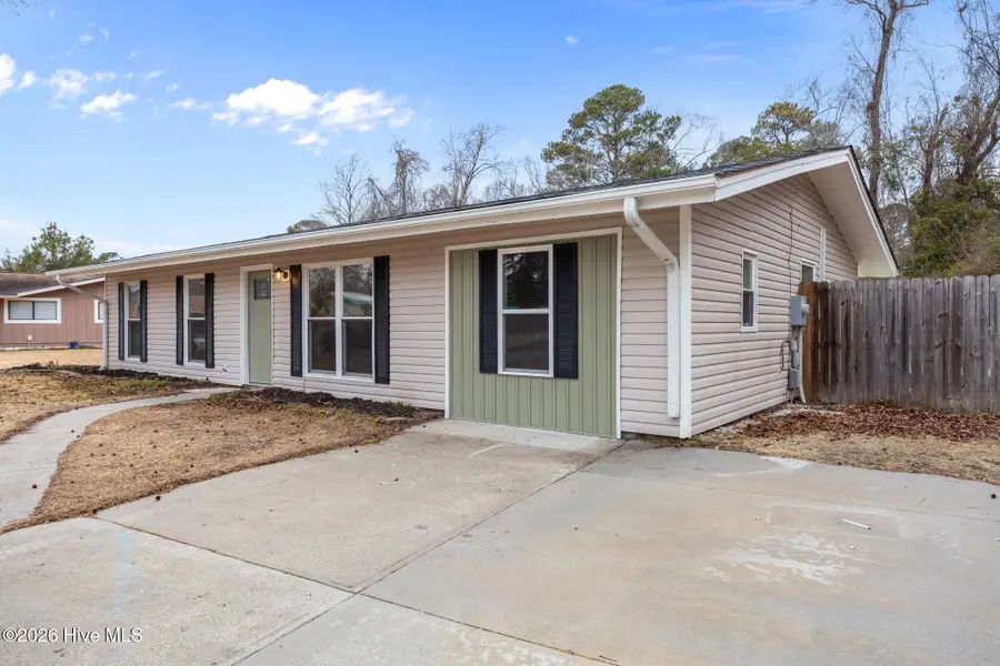 102 Tanglewood Drive, Jacksonville, NC 28540 - #2