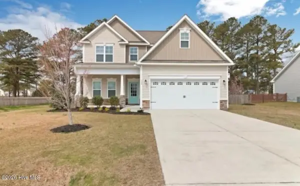 324 Holly Grove Court W, Jacksonville, NC 28540