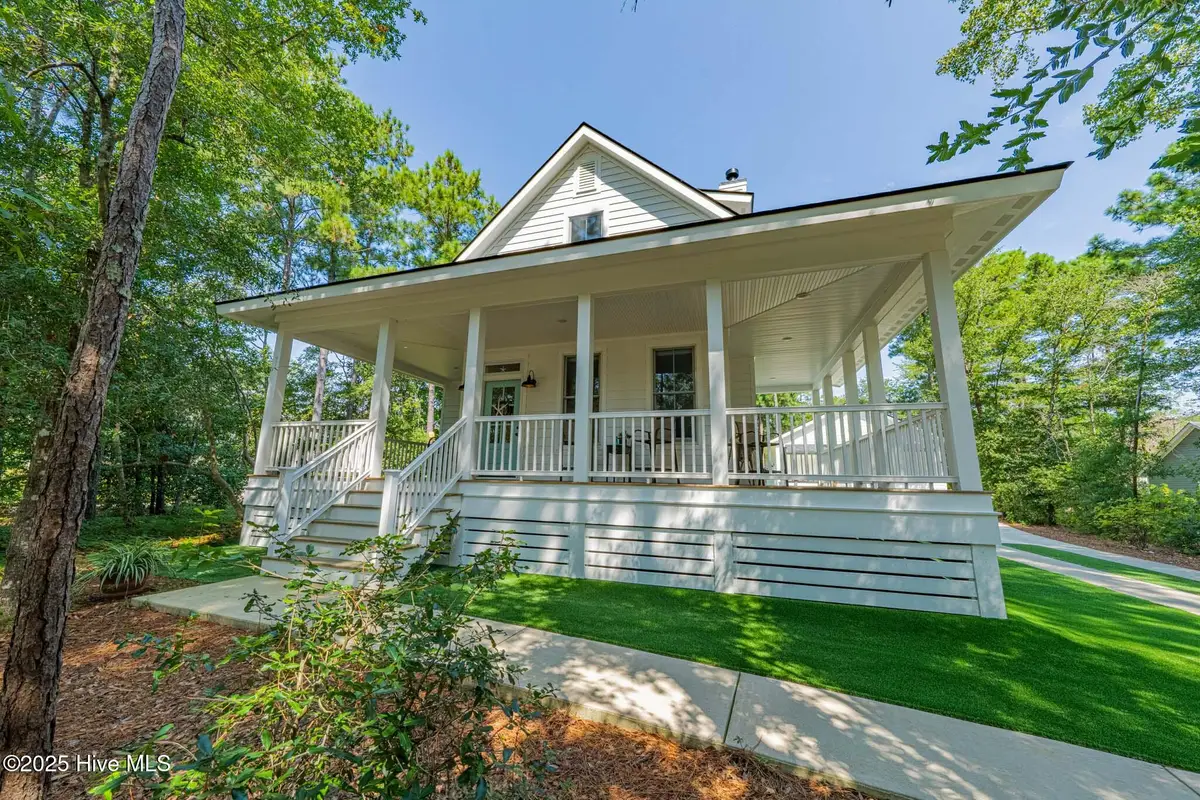 141 Tuscarora Court, Manteo, NC 27954 - Image #1