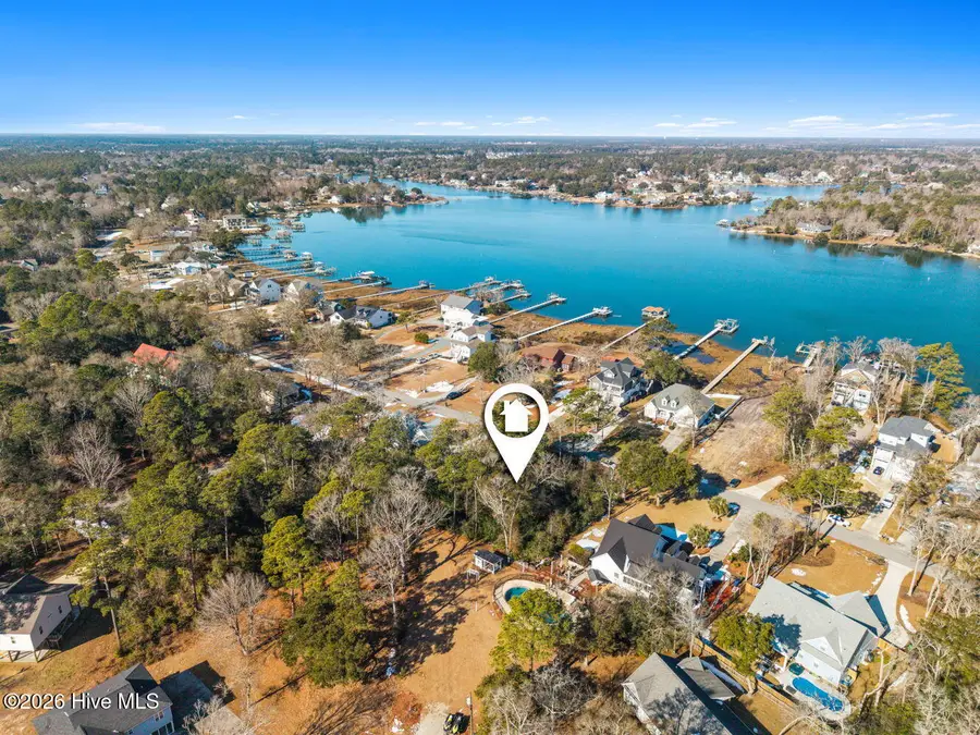 814 Chadwick Shores Drive, Sneads Ferry, NC 28460 - #2