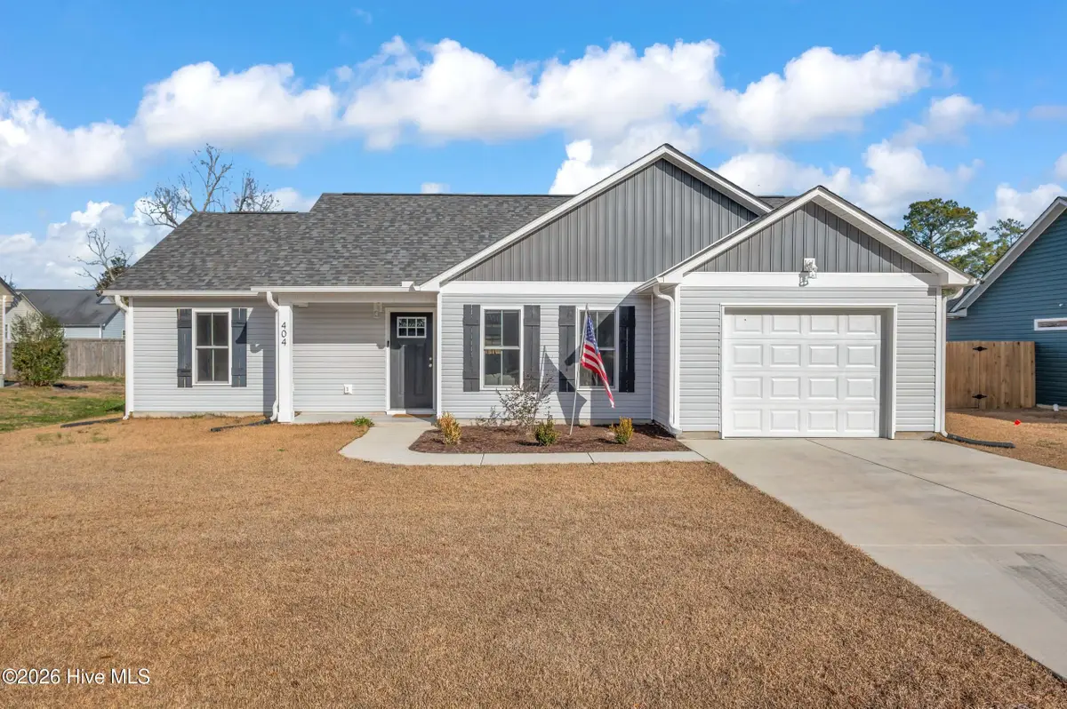 404 Fifth Street, Maysville, NC 28555 - Image #1