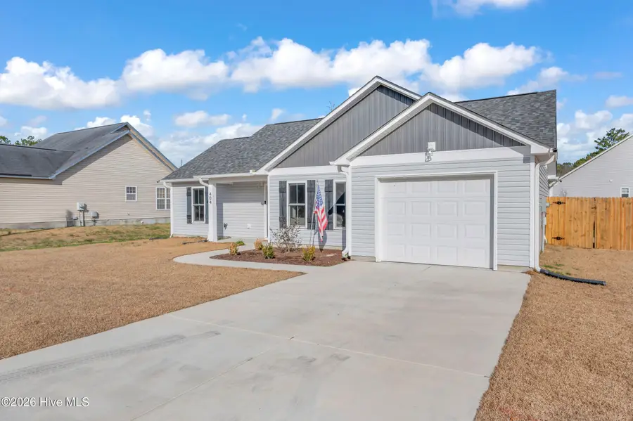 404 Fifth Street, Maysville, NC 28555 - Image #3