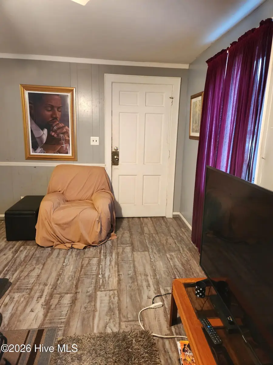 413 Massachusetts Avenue, Elizabeth City, NC 27909 - #3