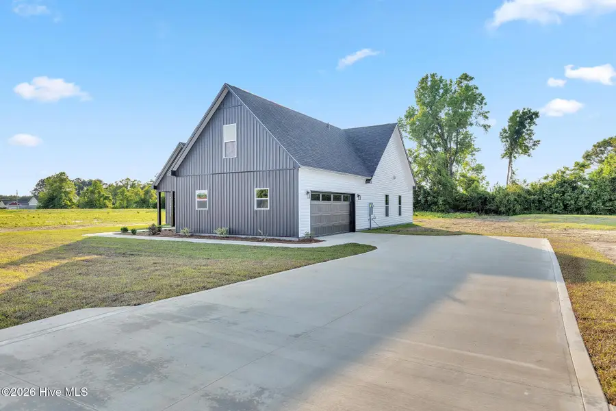 296 Haywood Drive, Richlands, NC 28574 - #2