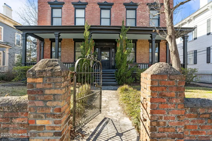 416 S Front Street #Apt 3, Wilmington, NC 28401 - #2