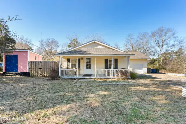 552 Tar Landing Road, Holly Ridge, NC 28445