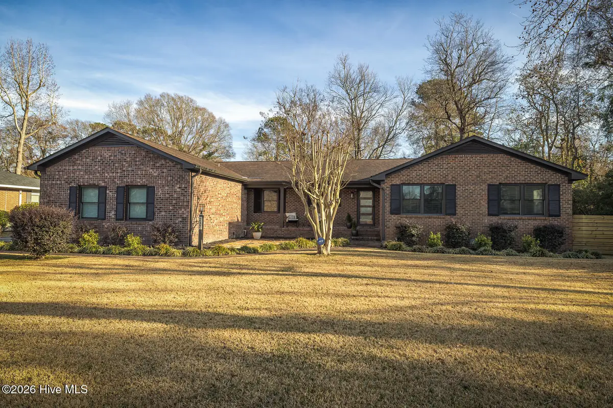 237 Jeb Stuart Drive, Wilmington, NC 28412 - Image #1