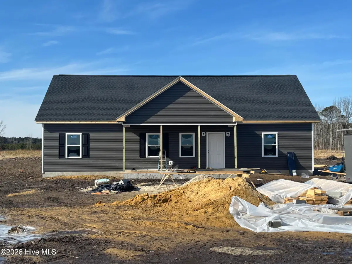 858 Middle Swamp Road, Corapeake, NC 27926 - Image #1