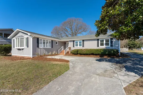 1966 Kings Landing Road, Hampstead, NC 28443