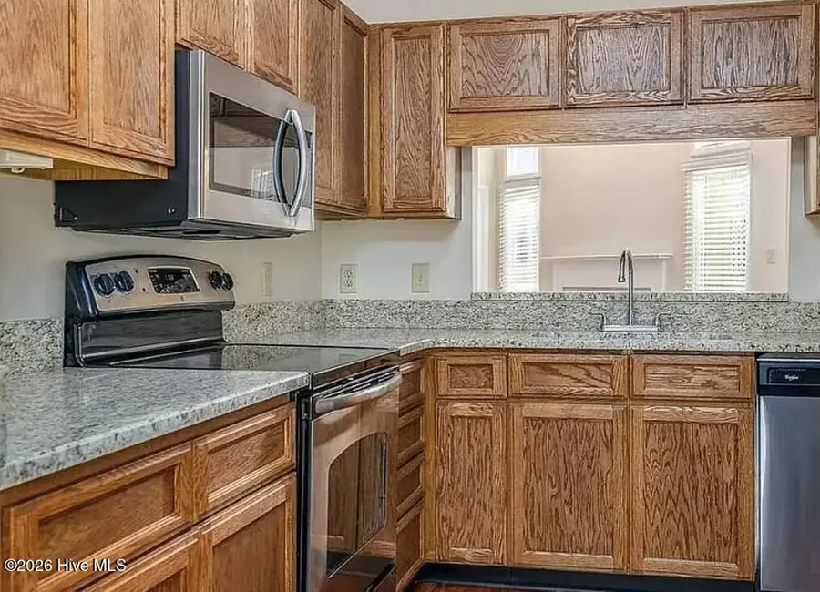 8031 Grey Oak Drive, Raleigh, NC 27615 - Image #3