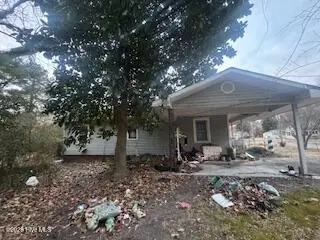 404 E Pollock Street, Warsaw, NC 28398 - #3