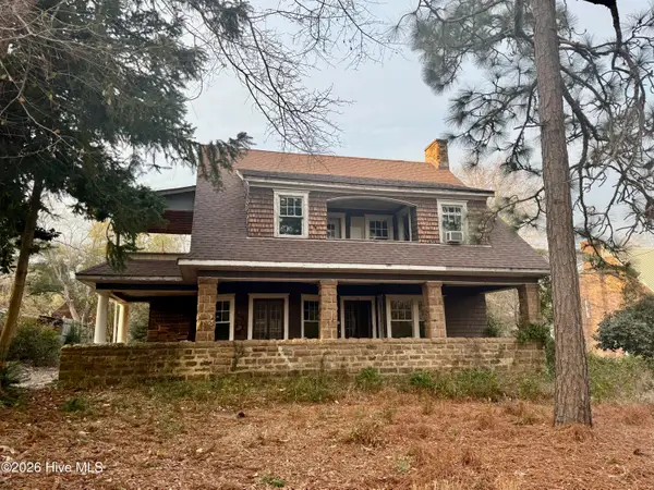 316 Entwistle Street, Hamlet, NC 28345