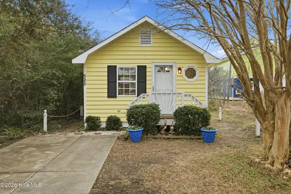 525 Fourth Avenue S, Kure Beach, NC 28449