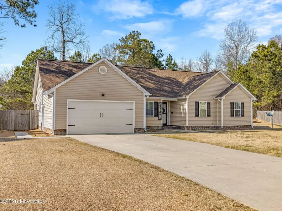 123 Walnut Hills Drive, Richlands, NC 28574 - #2