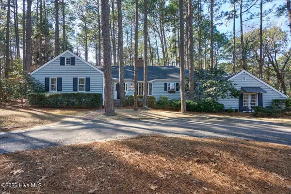 106 James Creek Road, Southern Pines, NC 28387