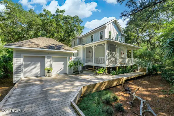 49 Fort Holmes Trail, Bald Head Island, NC 28461