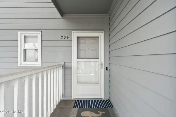 400 Virginia Avenue #204b, Carolina Beach, NC 28428