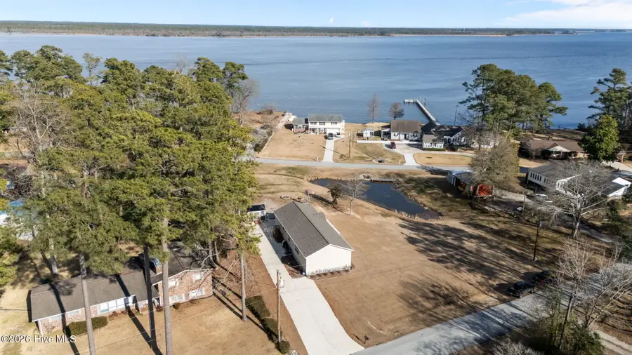 2122 Neuse Cliffs Circle, New Bern, NC 28560 - #2