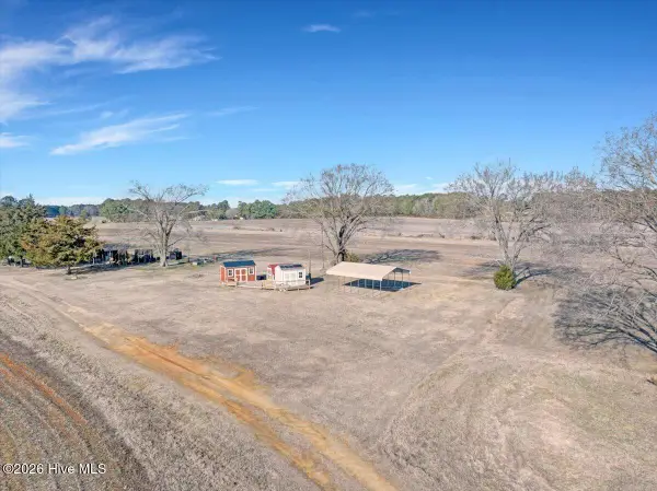 215 Hallie Futrell Lane, Conway, NC 27820