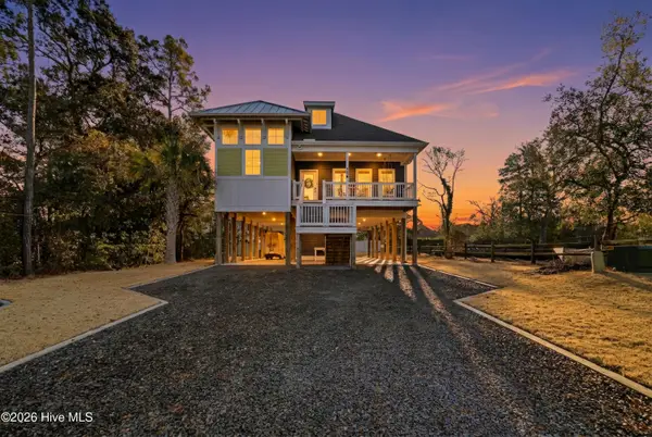 228 NE 41st Street, Oak Island, NC 28465