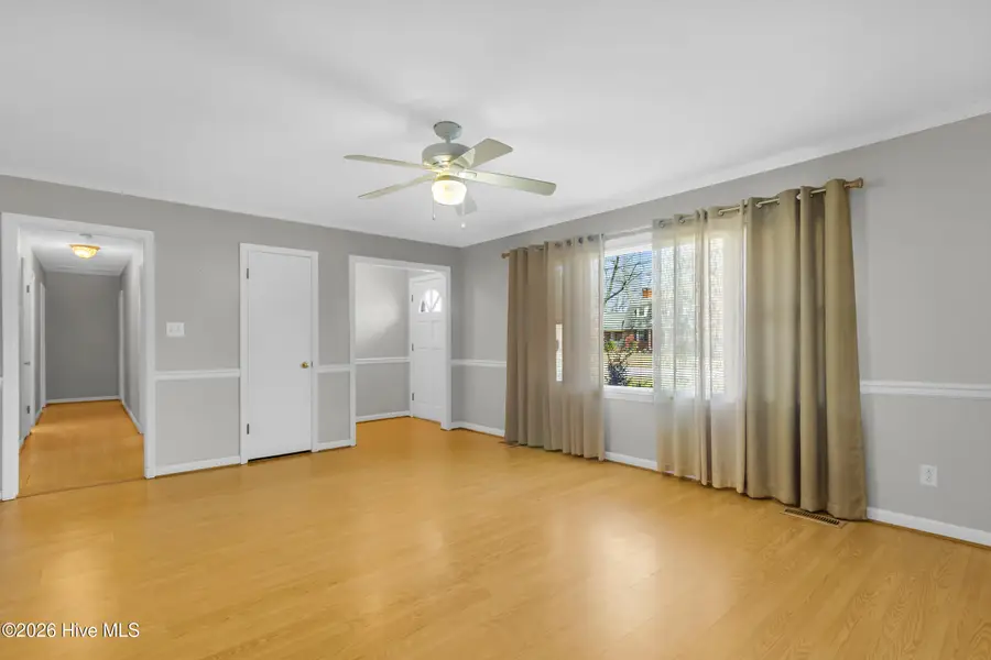 609 Edgehill Road, Trent Woods, NC 28562 - #2