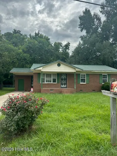 106 S Wilkes Street, Chadbourn, NC 28431