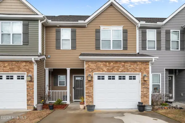 1808 Fox Den Way, Greenville, NC 27858