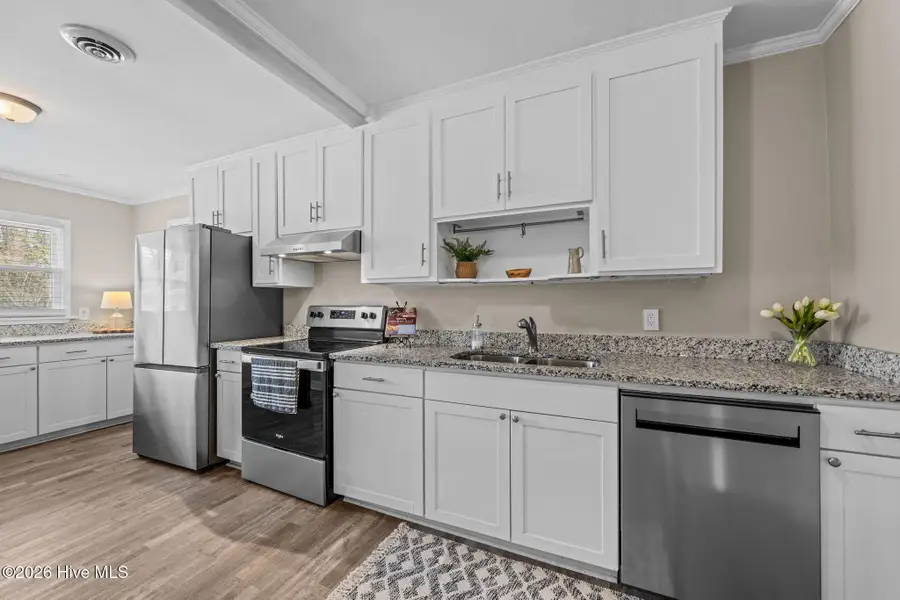 1608 Colonial Way, New Bern, NC 28560 - #2