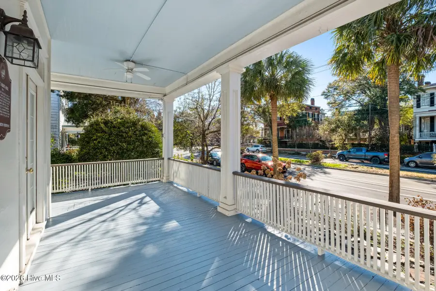 121 S 5th Avenue, Wilmington, NC 28401 - #3