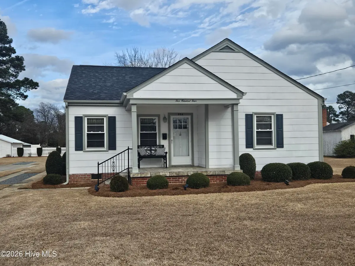 504 Stewart Avenue, Clinton, NC 28328 - #1
