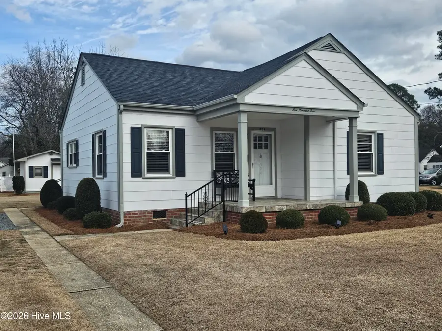 504 Stewart Avenue, Clinton, NC 28328 - #2