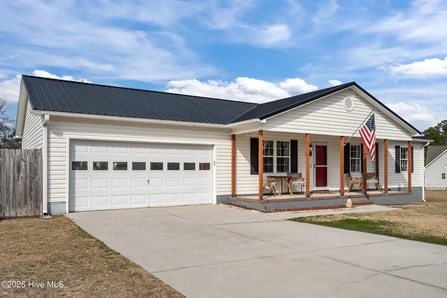 302 Scranton Court, Richlands, NC 28574 - #2