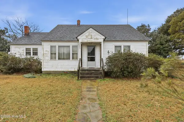 2407 Peartree Road, Elizabeth City, NC 27909