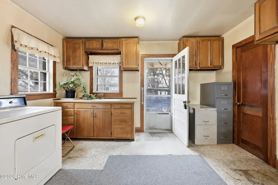 2407 Peartree Road, Elizabeth City, NC 27909 - #2