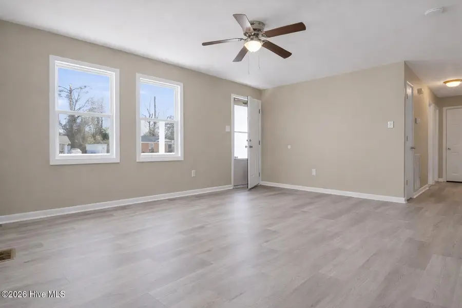 309 Lakewood Drive, Jacksonville, NC 28546 - #3