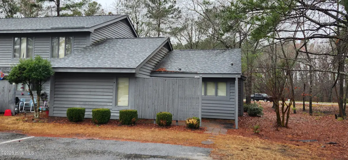 1904 Sherbrooke Circle, Laurinburg, NC 28352 - #1