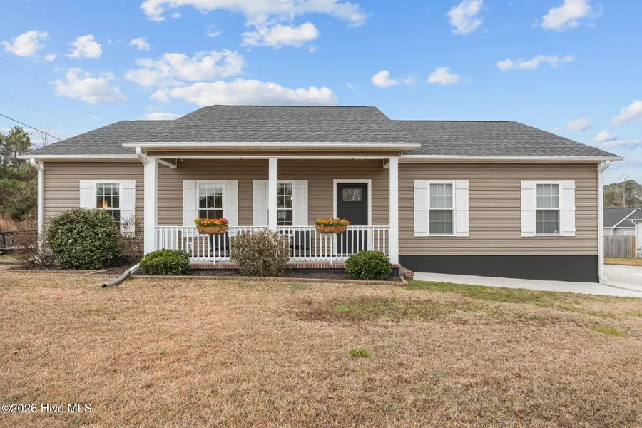 836 Queens Creek Road, Hubert, NC 28539 - #2