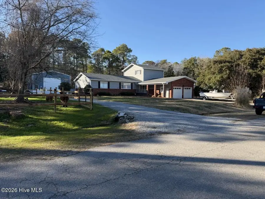 109 Pinewood Drive, Newport, NC 28570 - #2