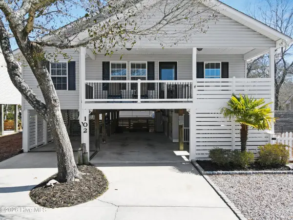 102 NE 21st Street, Oak Island, NC 28465