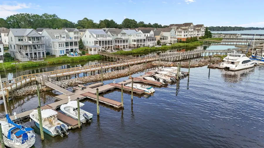 301 Moss Way, Washington, NC 27889 - #3