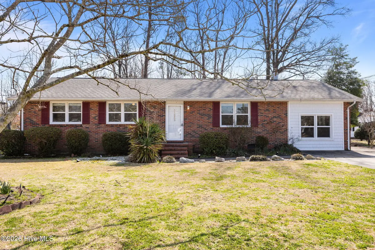 2909 Northwoods Drive, Jacksonville, NC 28540 - #1